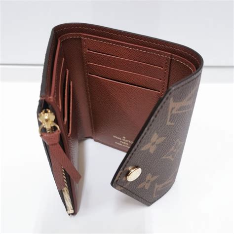 Louis Vuitton wallet outlet